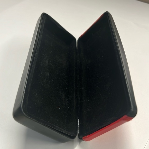 Red and Black Leather Eyeglasses Clamshell Case - Picture 6 of 6
